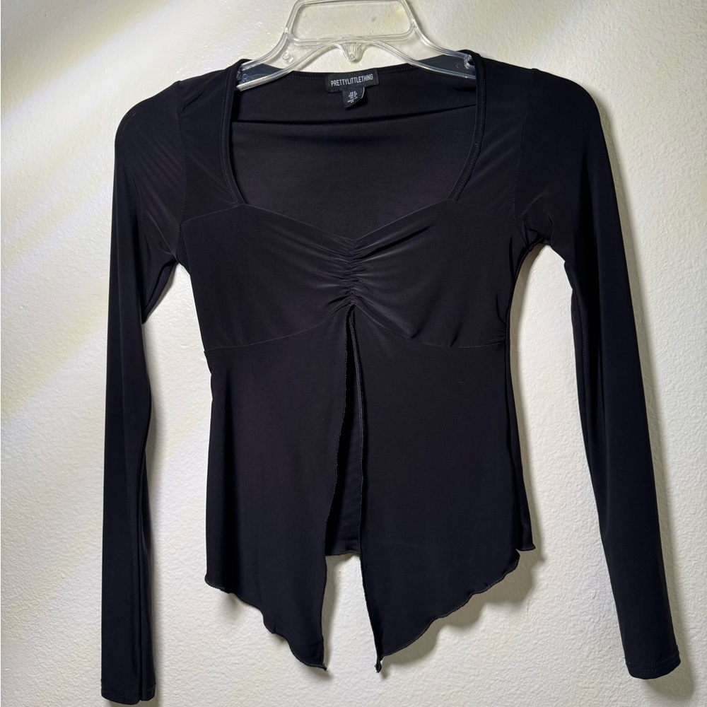 PrettyLittleThing Black Long Sleeve Tee